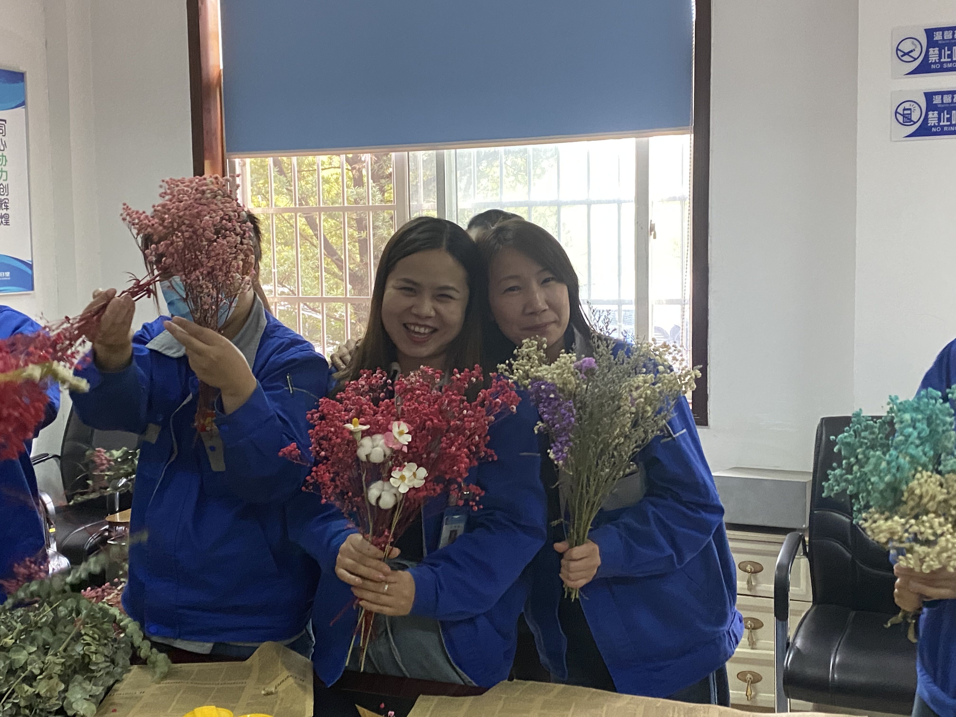国内正规买球（中国）集团官网
,宏明日望,株洲电子科技,湖南电容器,株洲电容器,电容器